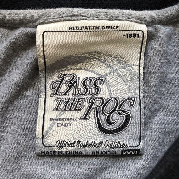 Pass The Roc Vintage Y2K Basketball Outfitters Baseball Tee T Shirt Mens XXXL - Picture 4 of 5